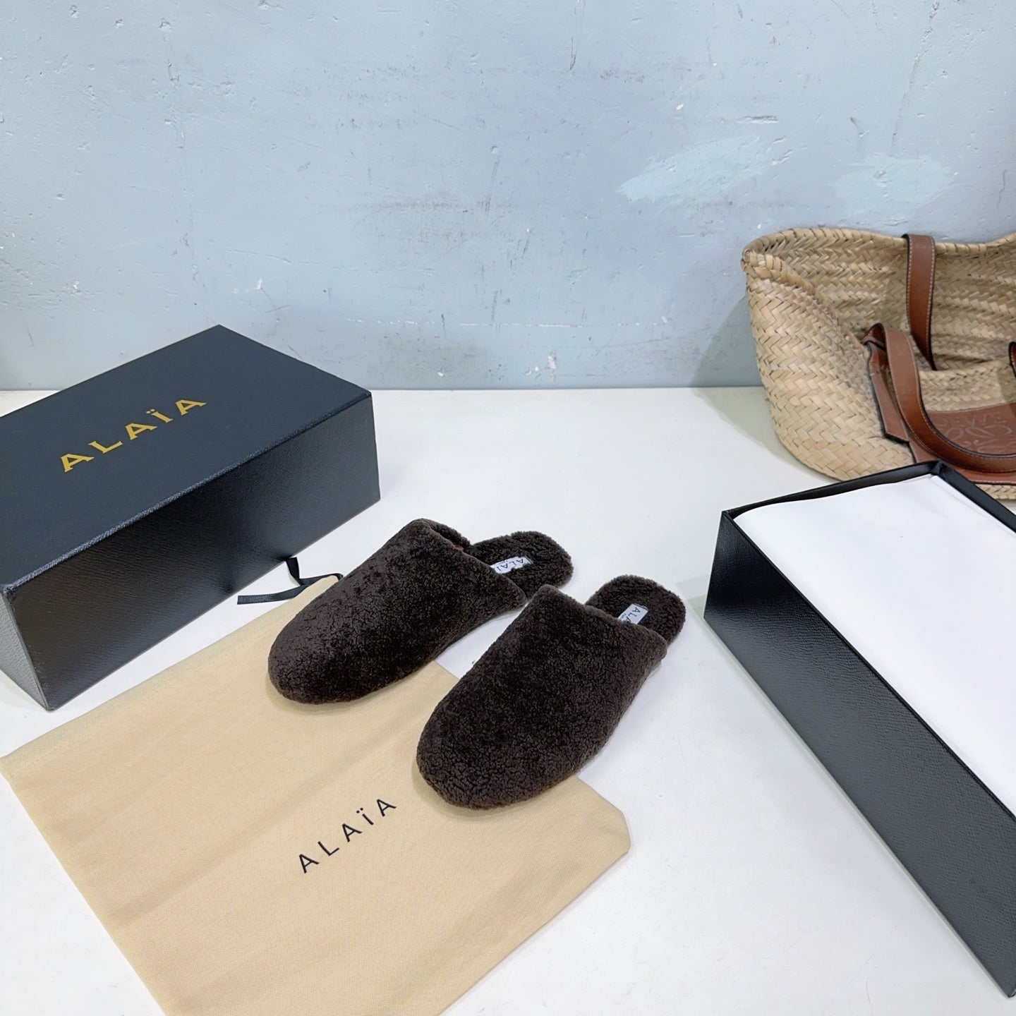 ALAIA 25 Fur Mule Slipper Dark Brown in Lambswool 629516