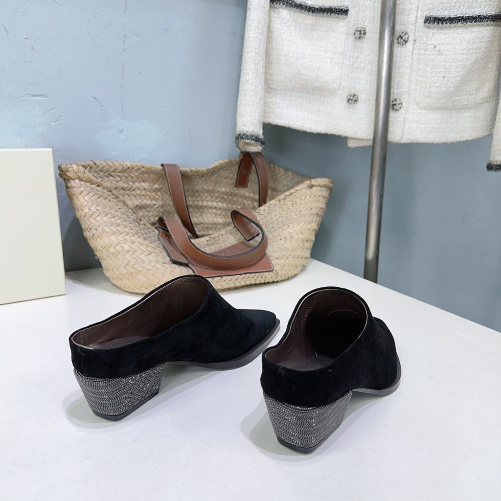 BRUNELLO CUCINELLI 26 Closed-Toe Chunky Heel Mules Black in Cow Suede 629527