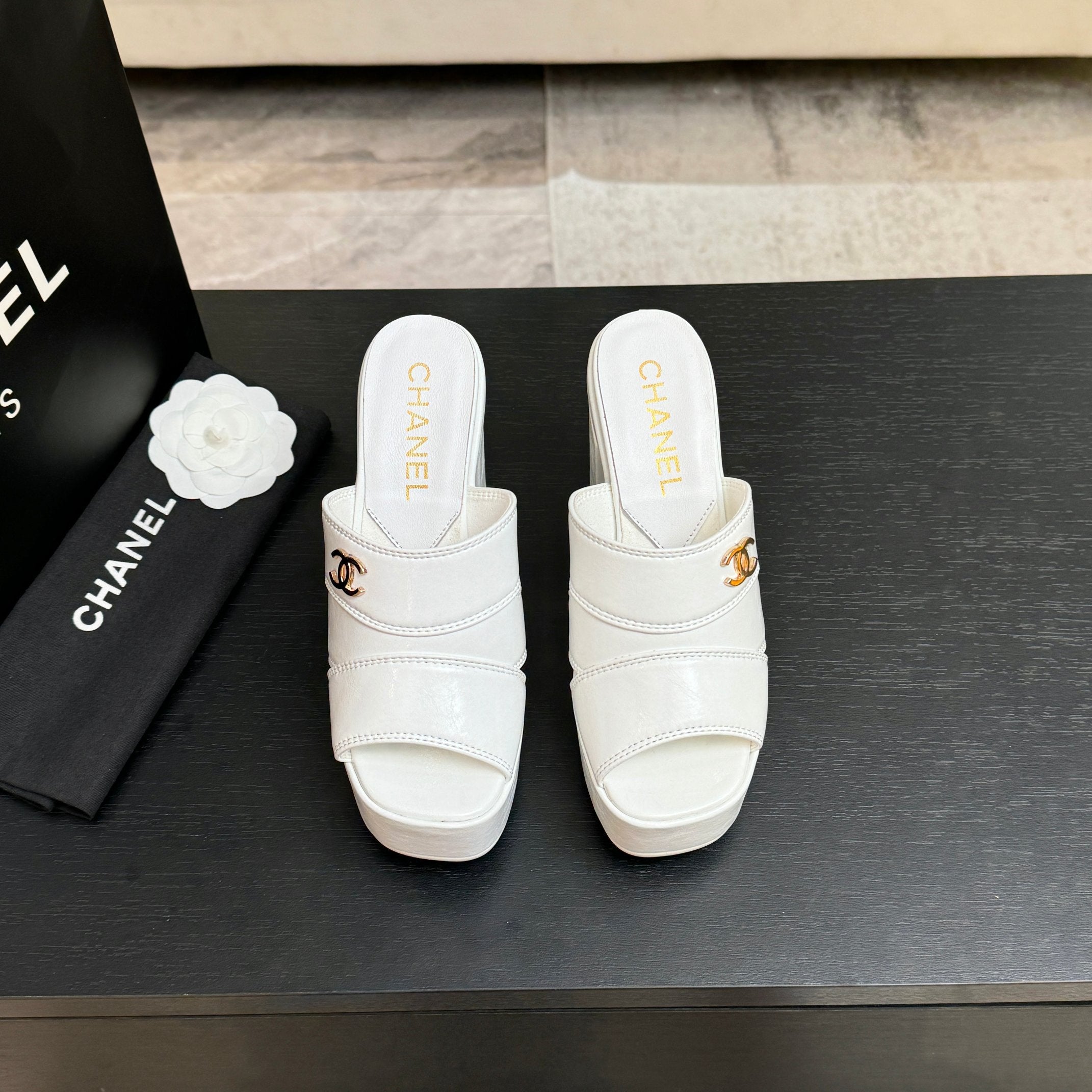 Chanel 2026 Runway Platform High-Heeled 12.5cm Sandals White in Cowhide 673056