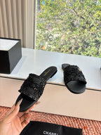 Chanel Bouclé Sandal Black in Fabric Sheepskin 685949