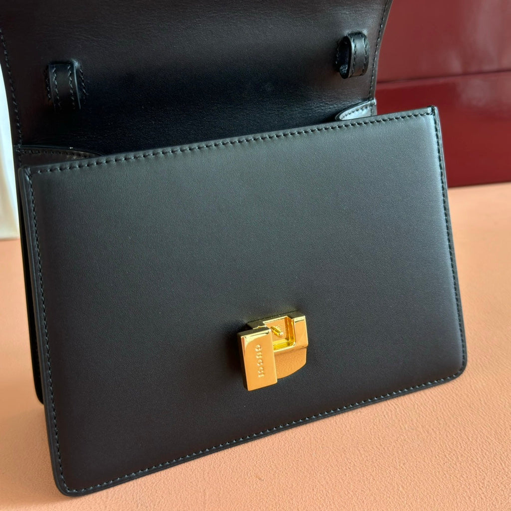 Gucci Sylvie Mini Bag 20 Black Gold  in Cowhide 285223