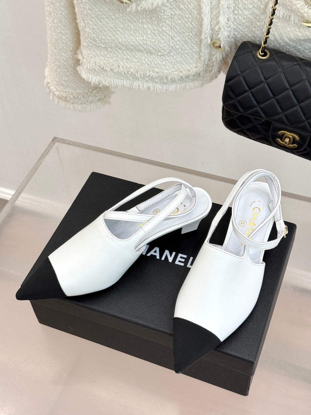 CC Pointed Toe Kitten Heel 30 Open Back Sandals White in Cowhide 706381