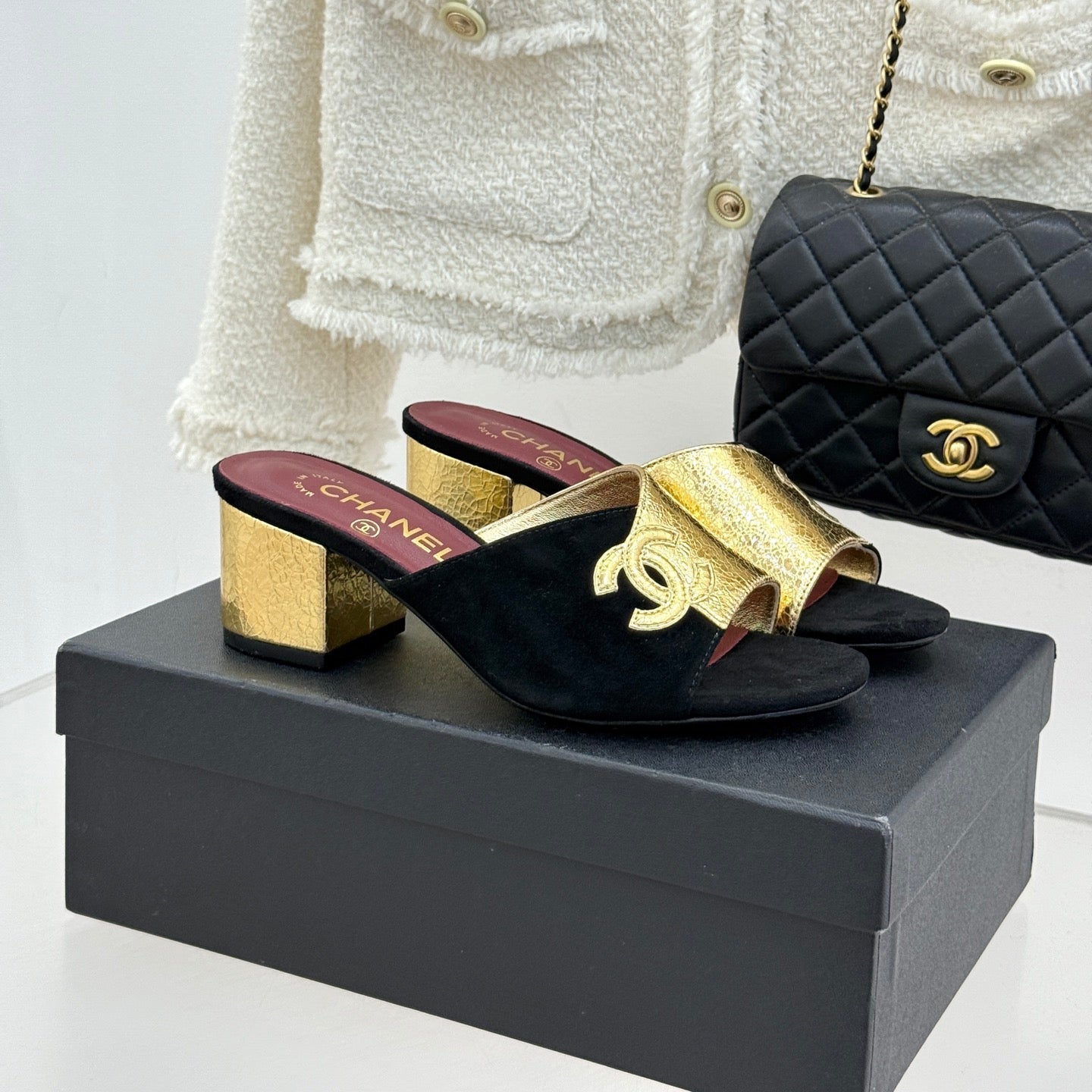 CC 26S Double C Patchwork Sandal 50 Black Gold in Custom leather 706377