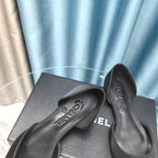 Chanel 26ss Retro Hollow-Out Pointed-Toe   Black in Calfskin 712474