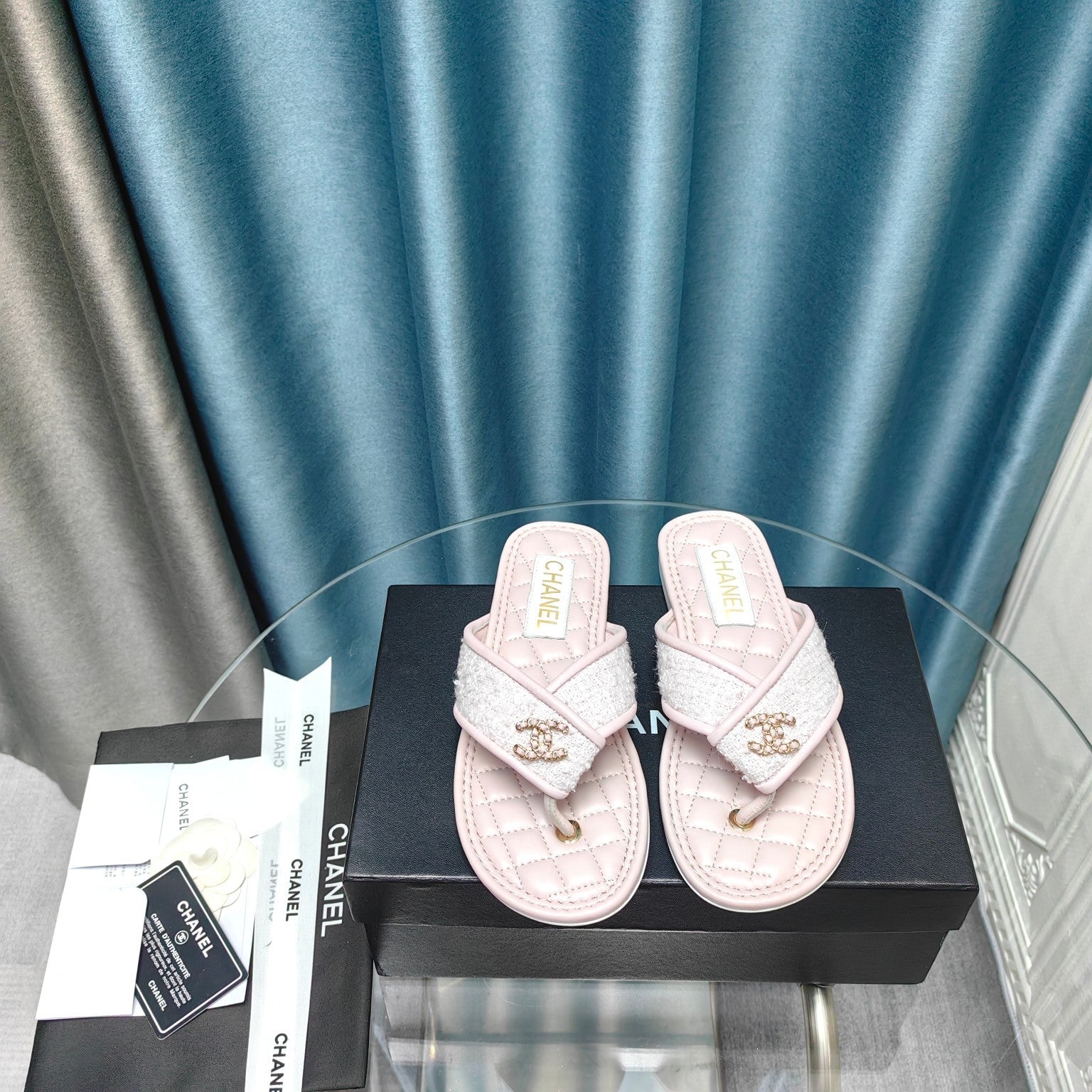 Chanel 26P Flip-Flops Light Pink in Woven 712317