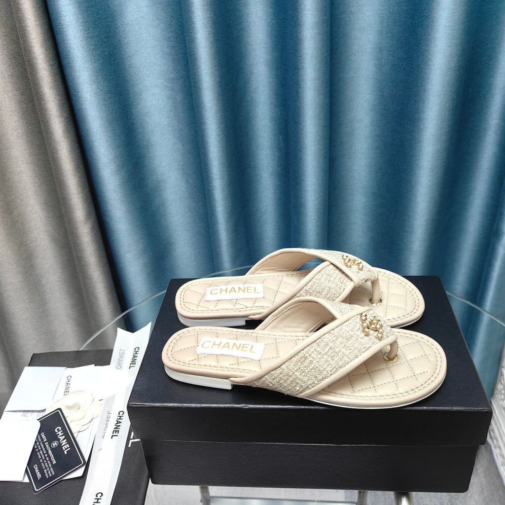 Chanel 26P Flip-Flops Cream in Woven 712314