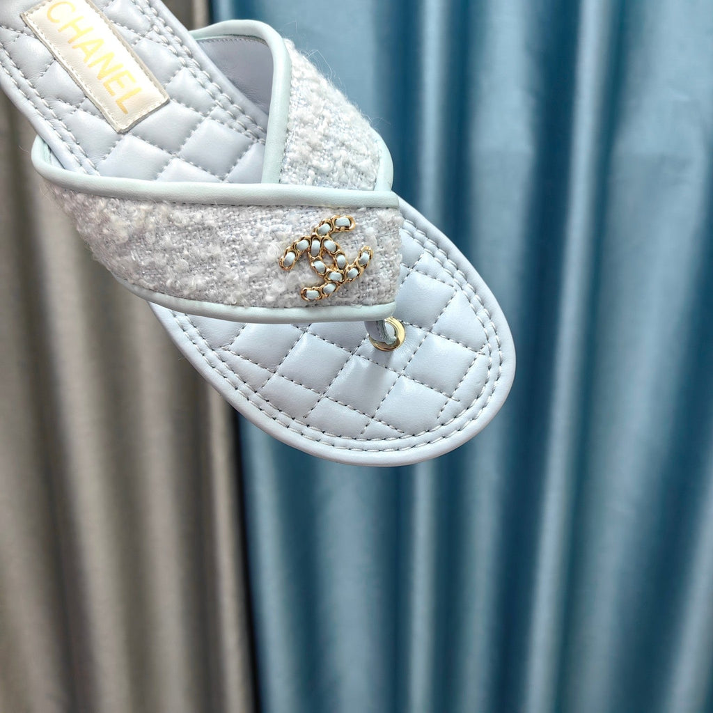 Chanel 26P Flip-Flops Light Blue in Woven 712313