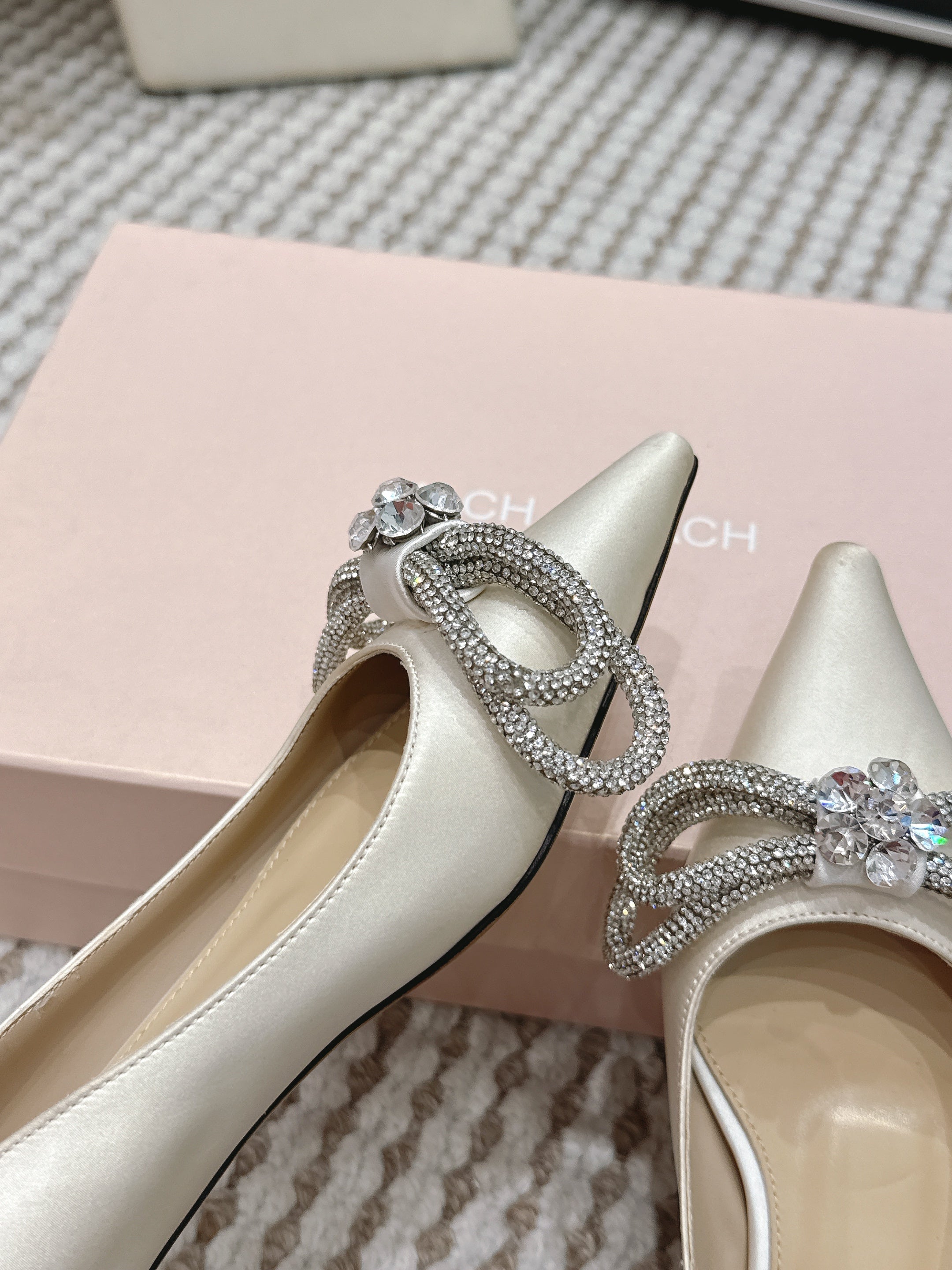 Mach & Mach 26SS Rhinestone Bow Flats Milk White in Silk 722449