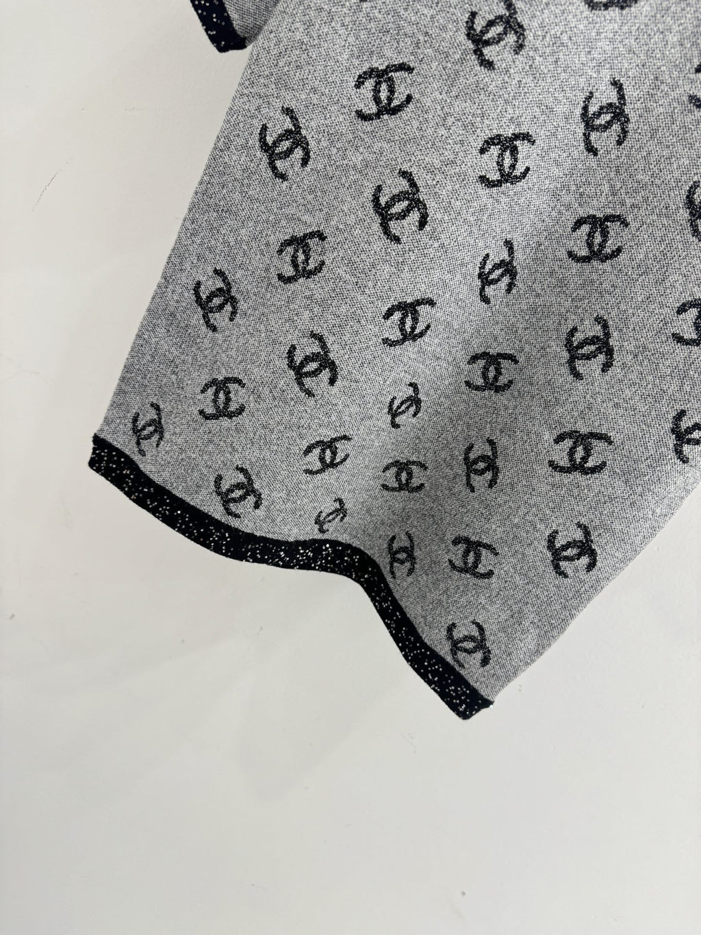 Chanel 26 Grey Knit Top Gray in Viscose 327141