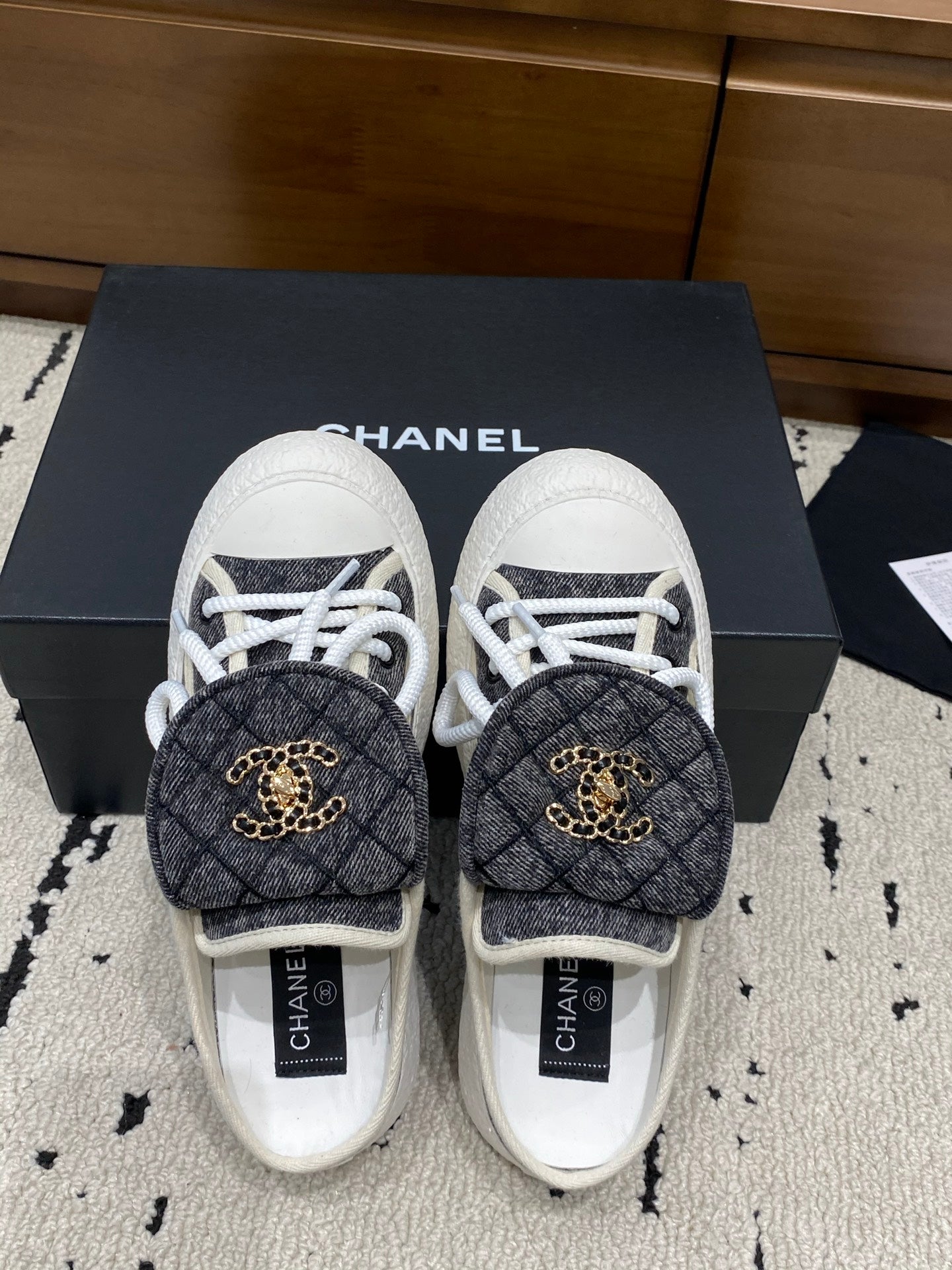 Chanel 26 Mules Casual Grey White in Fabric 729325