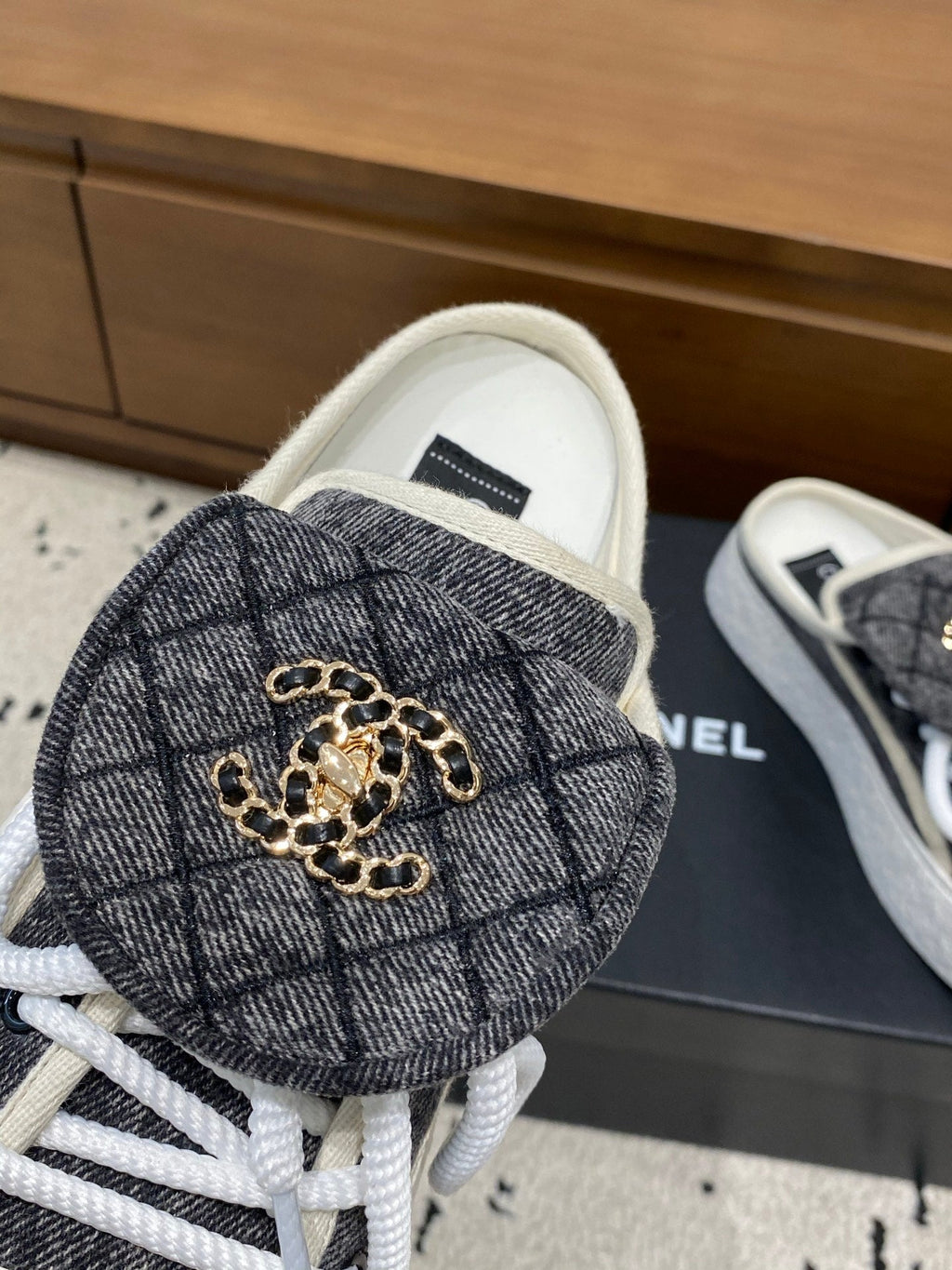 Chanel 26 Mules Casual Grey White in Fabric 729325