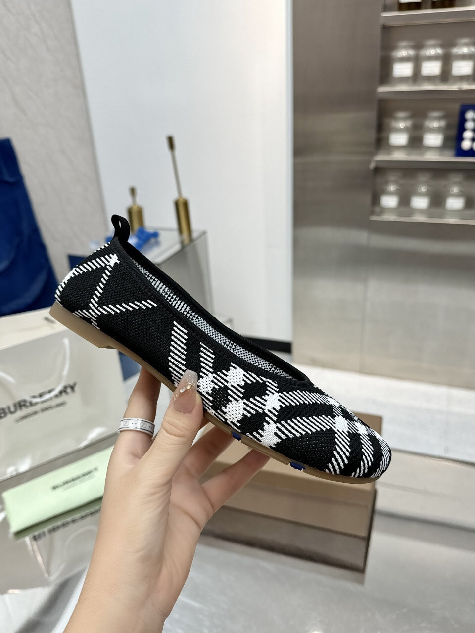 Burberry Classic Check Flats Black White in Fabric 729741