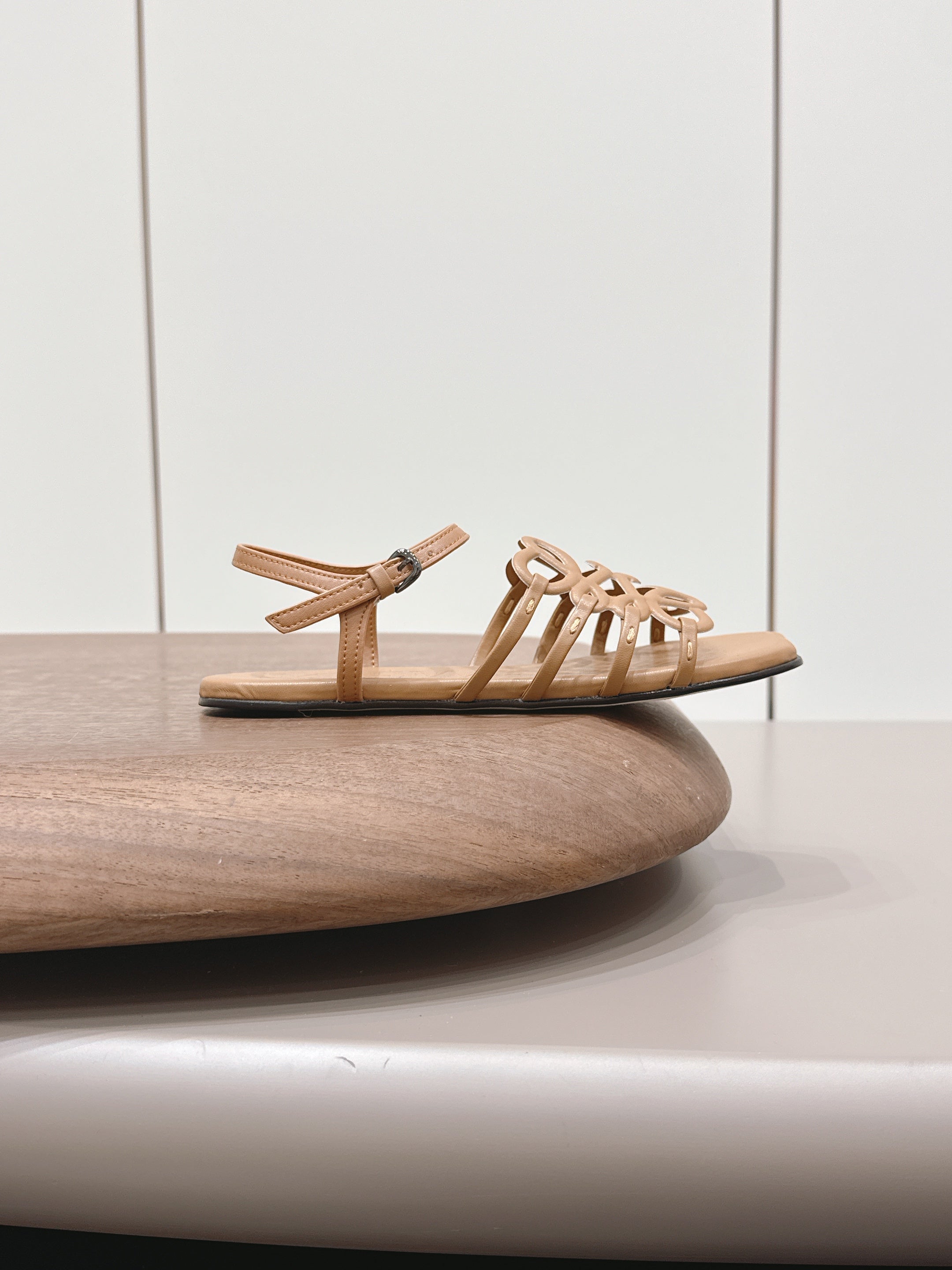 Loewe 26 Sandal Light Camel in Sheepskin 738806