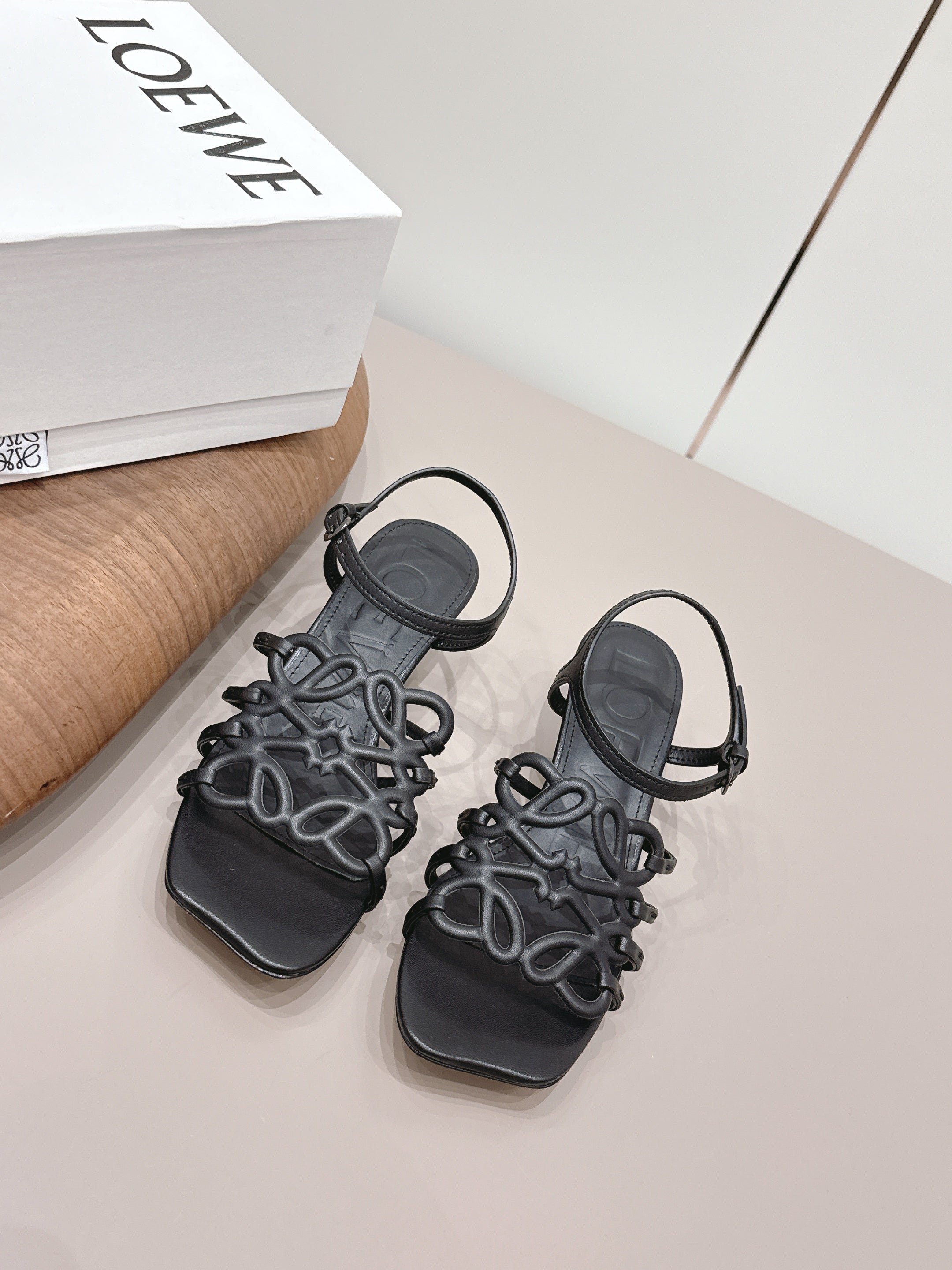 Loewe 26 Sandal 50 Black in Sheepskin 738799