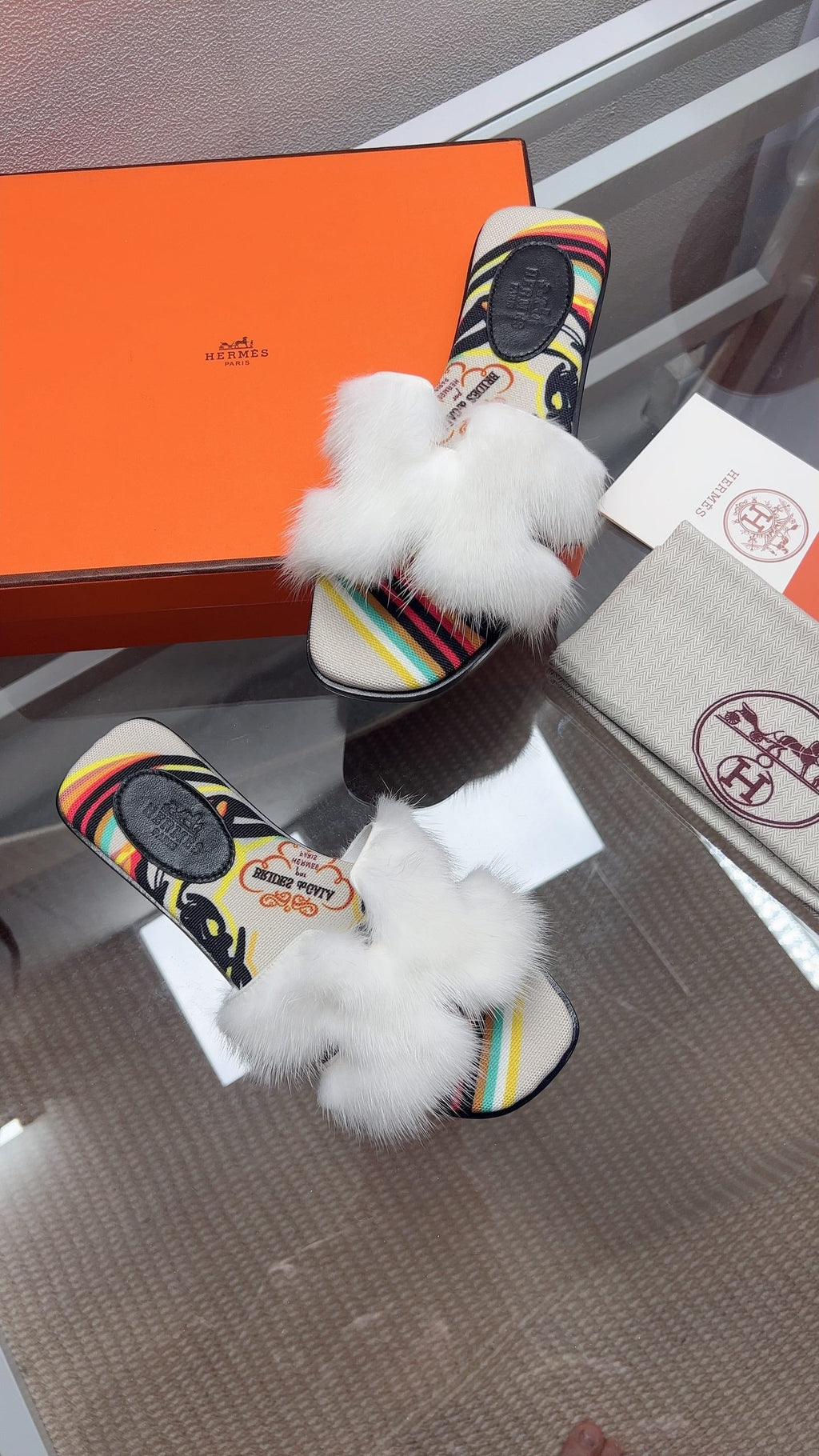 Hermes H-Style Flat Open-Toe Sandals White in Mink Fur 739514