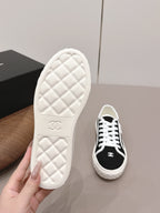 Chanel 26 Round Toe Color Block Black White in Canvas 739431