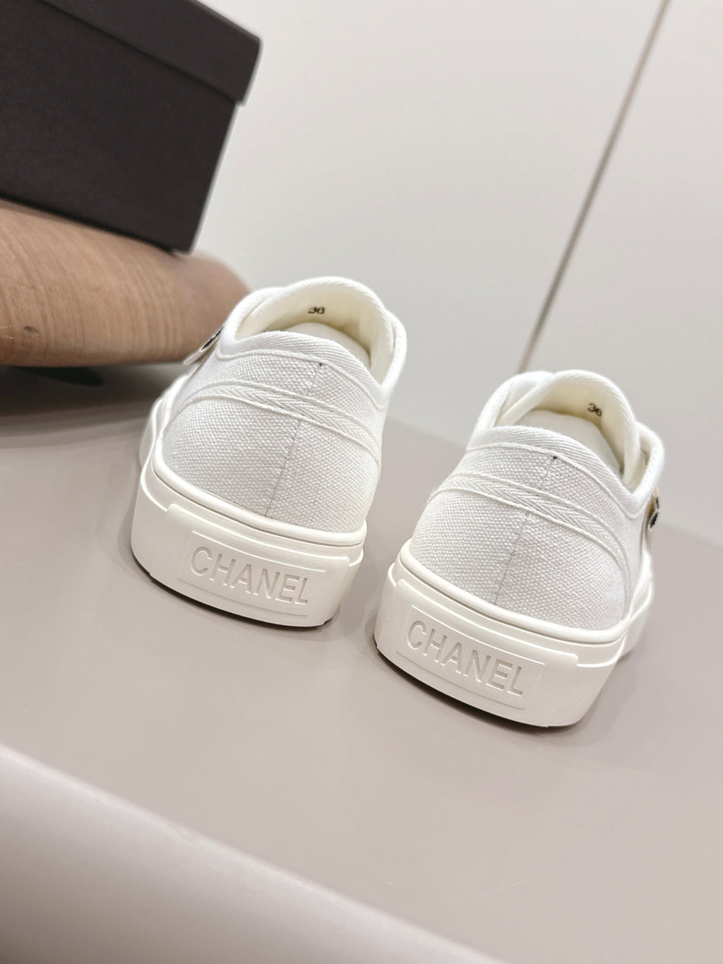 Chanel 26 Round Toe Color Block White in Canvas 739430