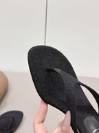 Gucci 26 Round Toe Flip-Flops 60 Black in Jacquard Fabric 739375