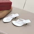 Gucci 26 Round Toe Flip-Flops 60 White in Sheepskin 739372