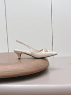 Gucci 26 Slingback 45mm Embossed Single Ivory in Lamskin 739363