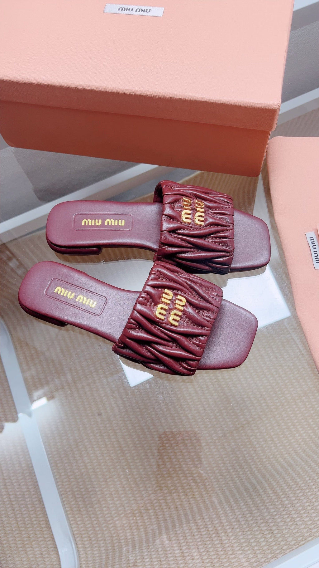 Miu Sandal Burgundy Matelassé Leather 739552