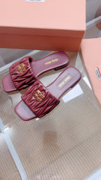 Miu Sandal Burgundy Matelassé Leather 739552