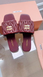 Miu Sandal Burgundy Matelassé Leather 739552