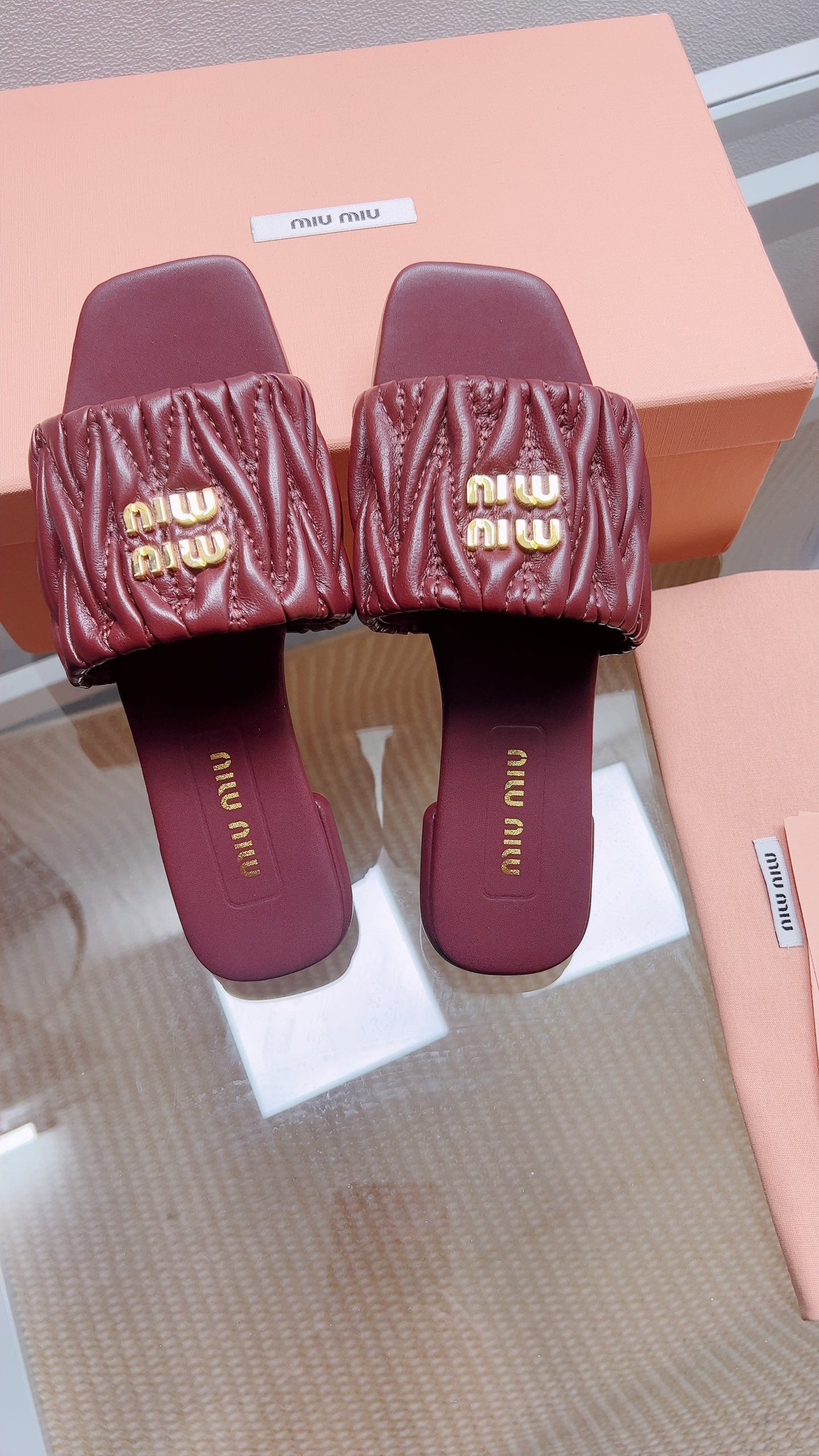 Miu Sandal Burgundy Matelassé Leather 739552