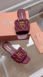 Miu Sandal Burgundy Matelassé Leather 739552
