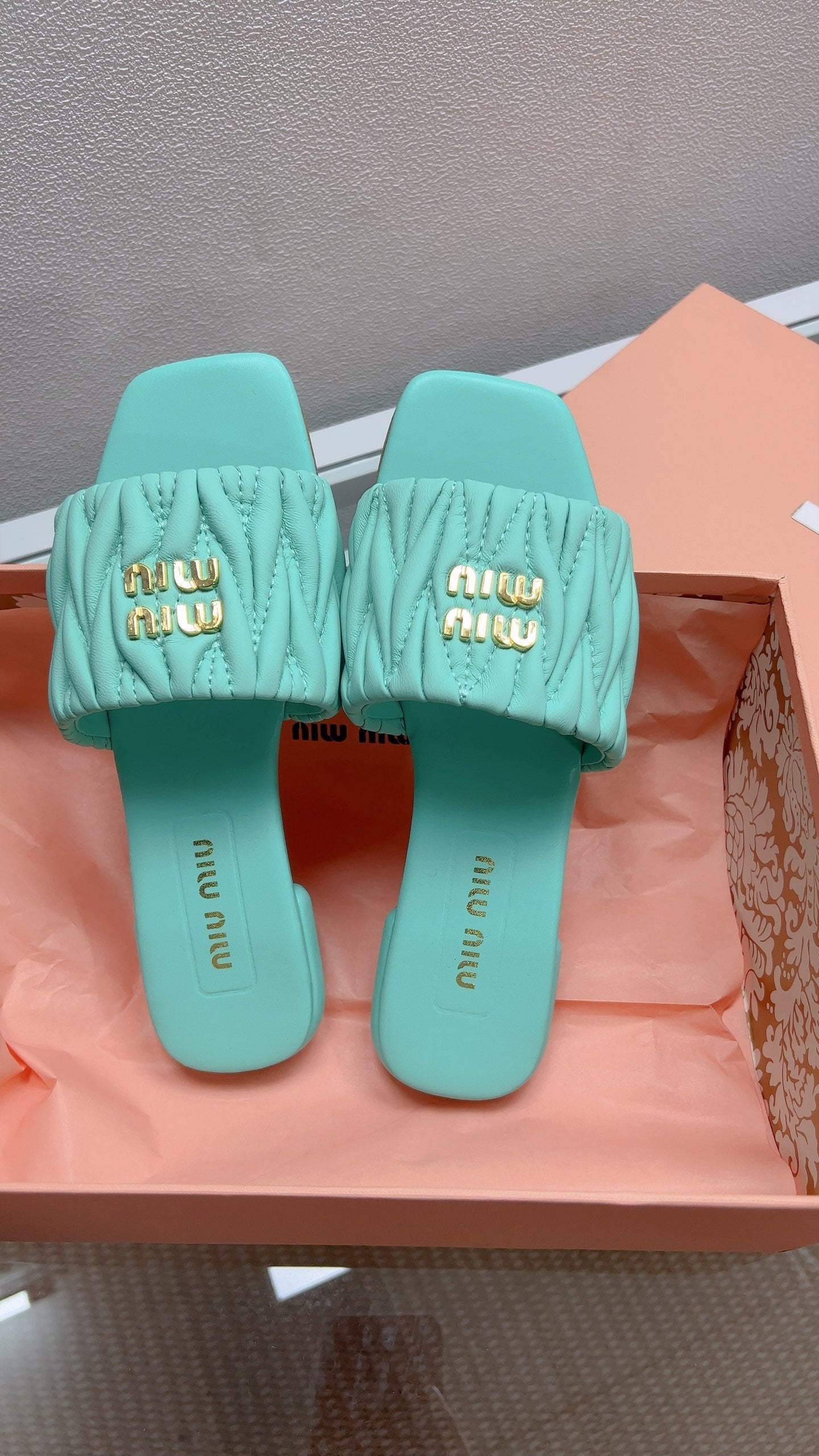 Miu Sandal Turquoise Matelassé Leather 739553
