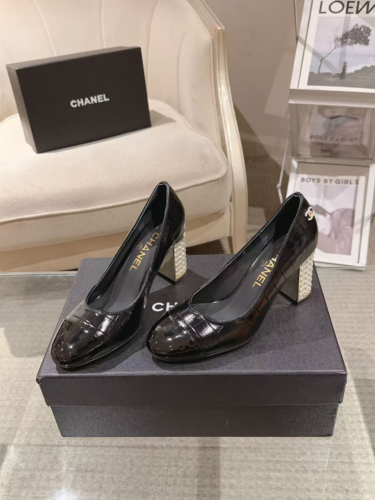 Chanel 26 Pumps Pearl Heel 80mm Black in Calfskin 739574