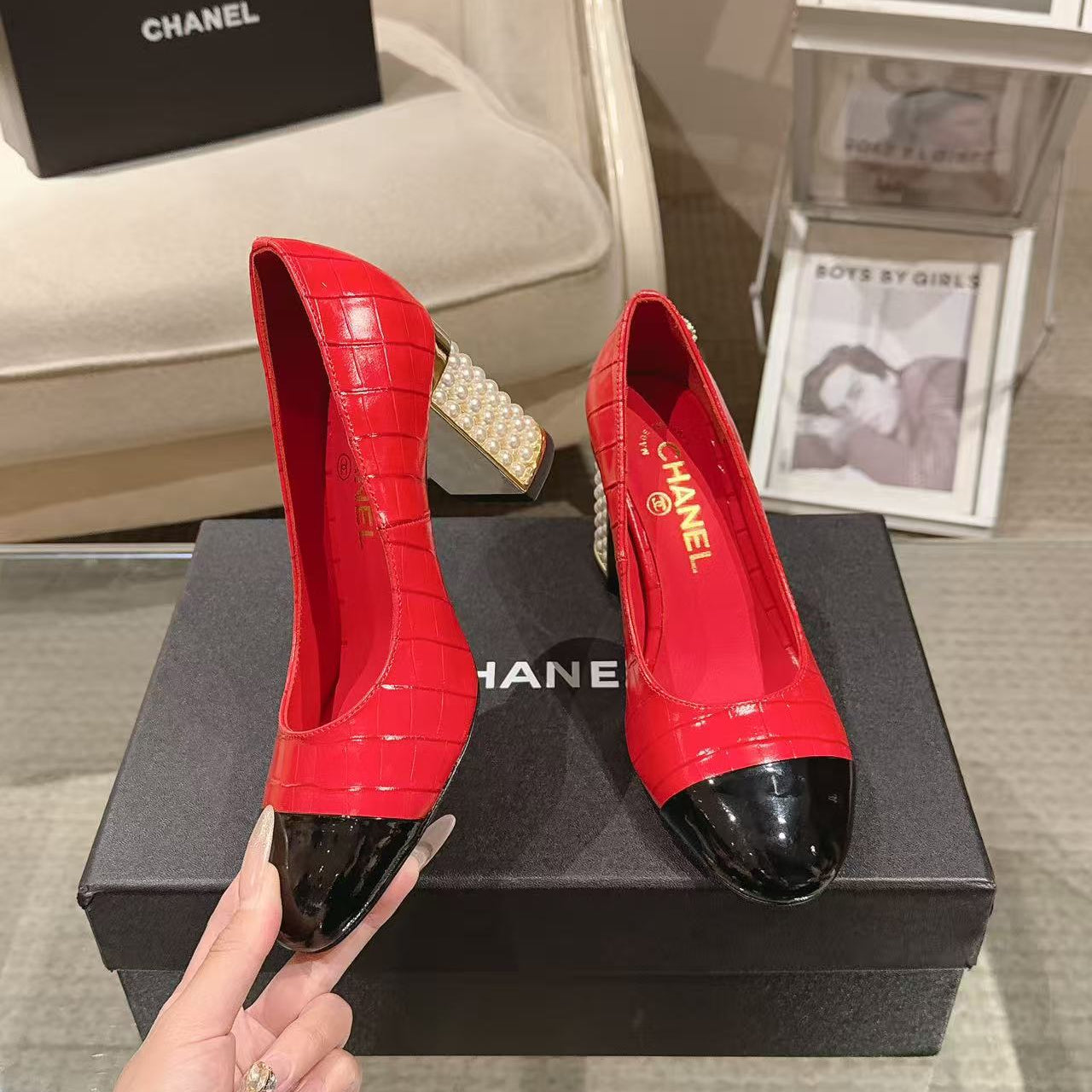 Chanel 26 Pumps Pearl Heel 80mm Red in Calfskin 739575