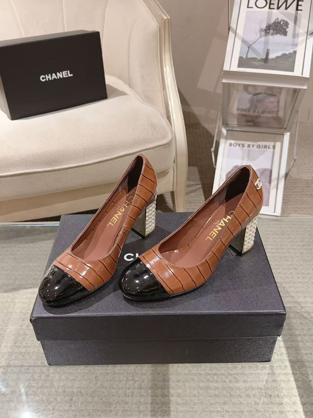 Chanel 26 Pumps Pearl Heel 80mm Brown in Calfskin 739576