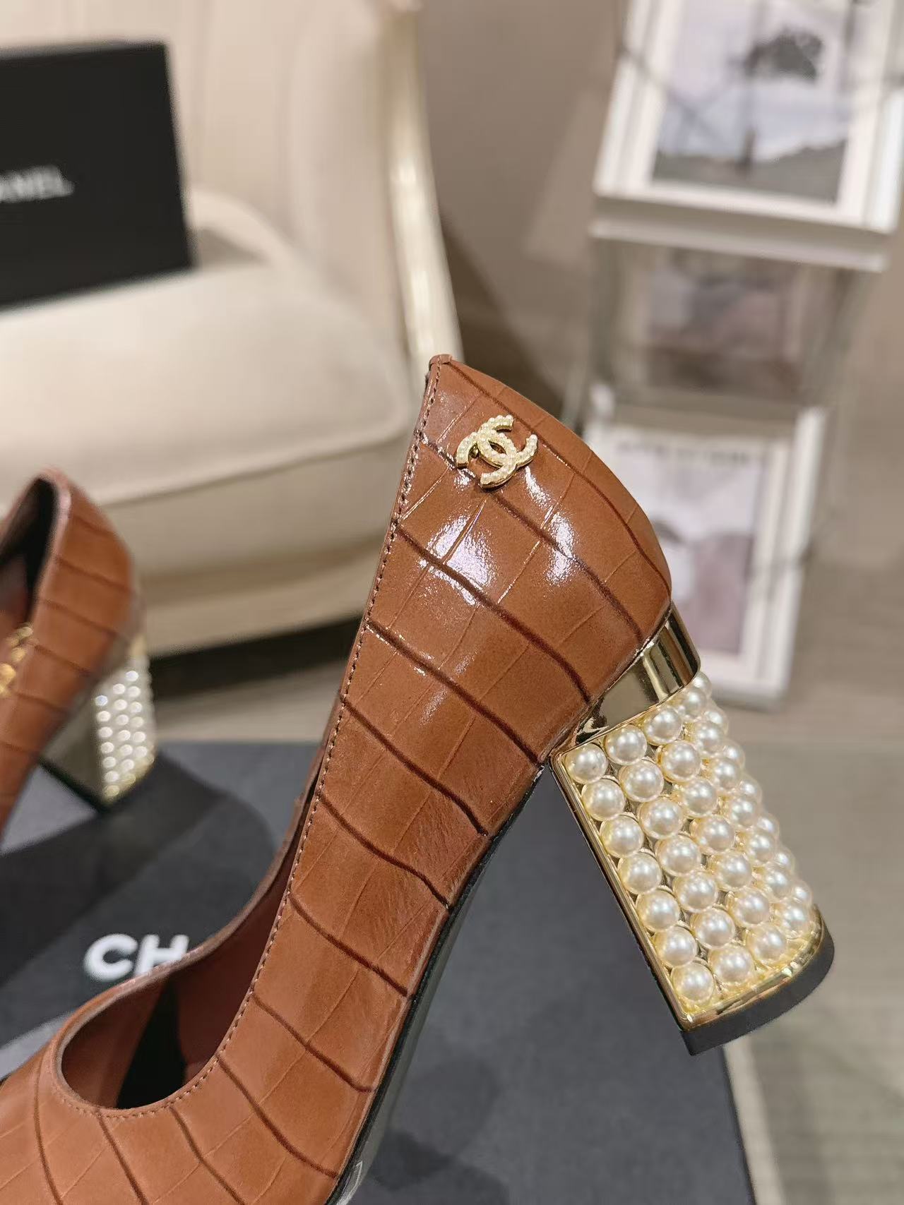 Chanel 26 Pumps Pearl Heel 80mm Brown in Calfskin 739576