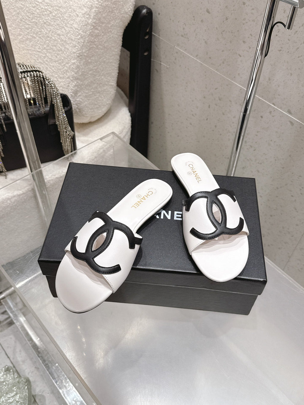 Chanel Double C Flat Slip-on Sandals White in Lambskin 740708