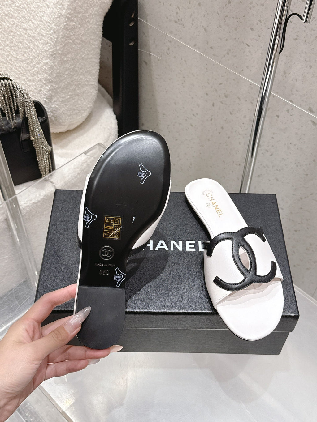 Chanel Double C Flat Slip-on Sandals White in Lambskin 740708