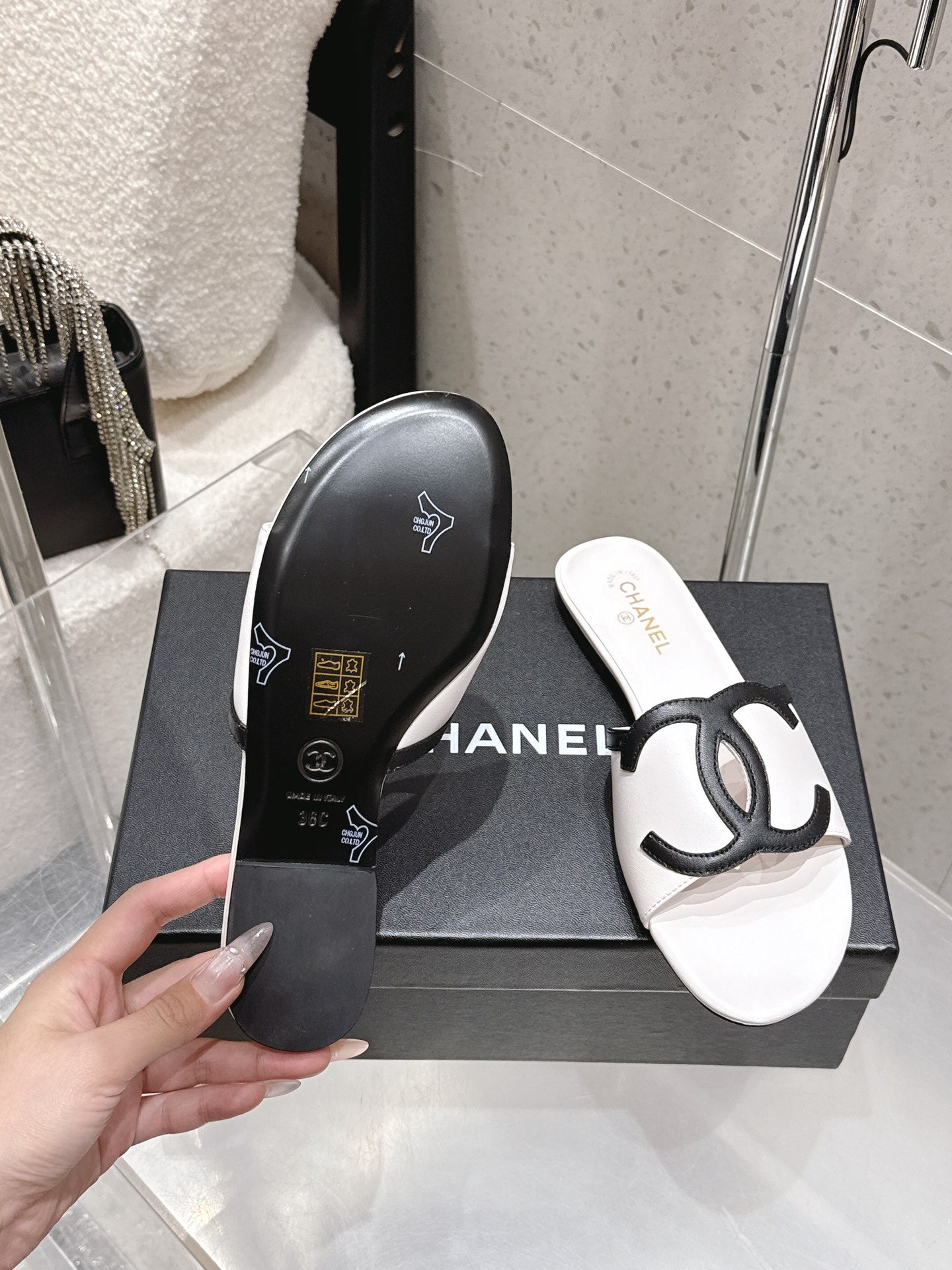 Chanel Double C Flat Slip-on Sandals White in Lambskin 740708