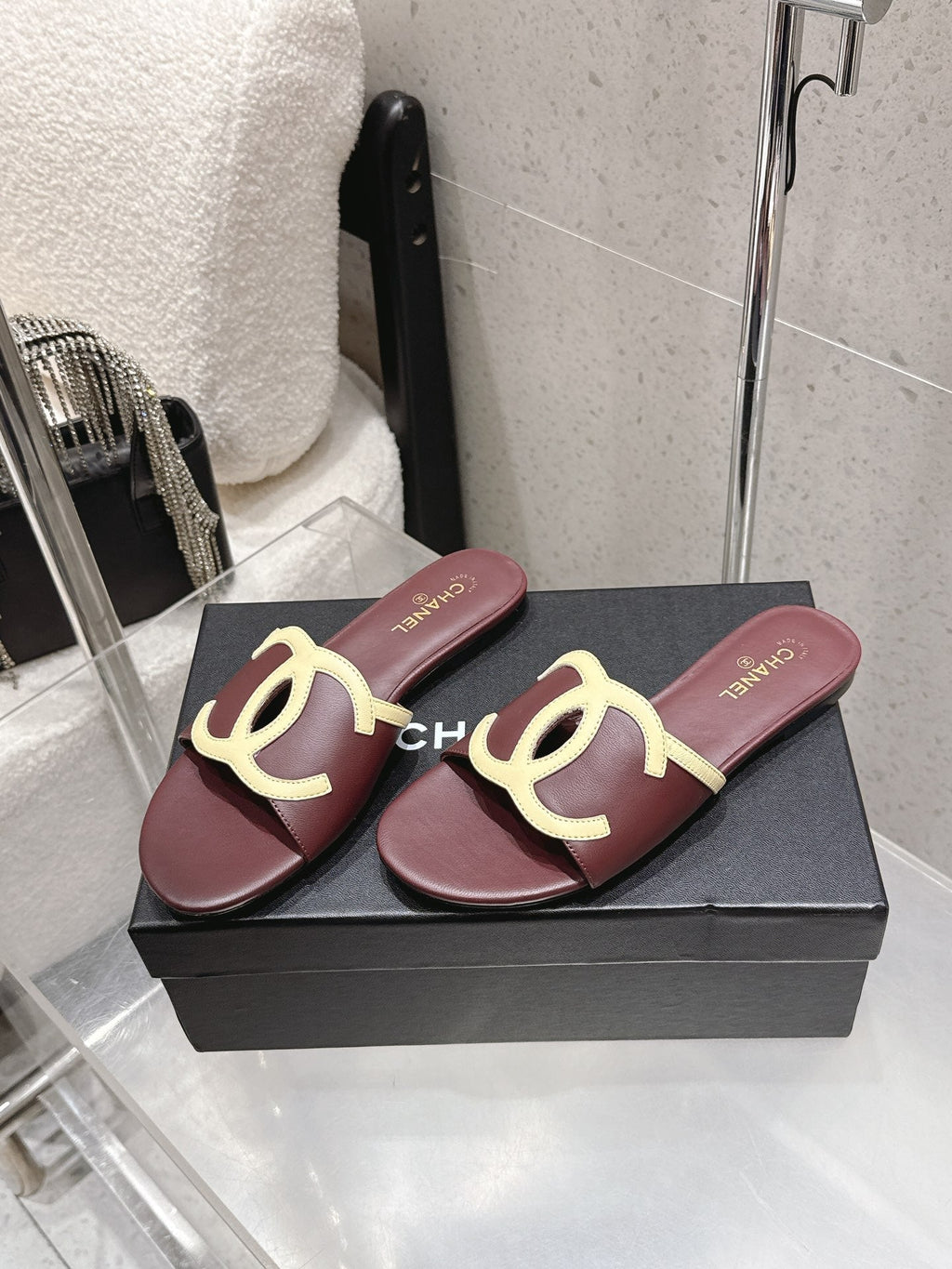 Chanel Double C Flat Slip-on Sandals Burgundy in Lambskin 740707