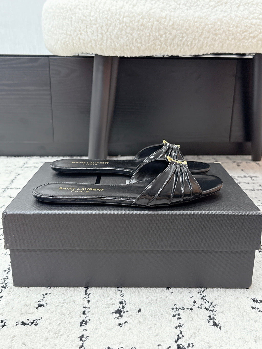 YSL Babylone Slides Black in Cowhide 743658