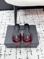 YSL Babylone Slides Burgundy in Cowhide 743657