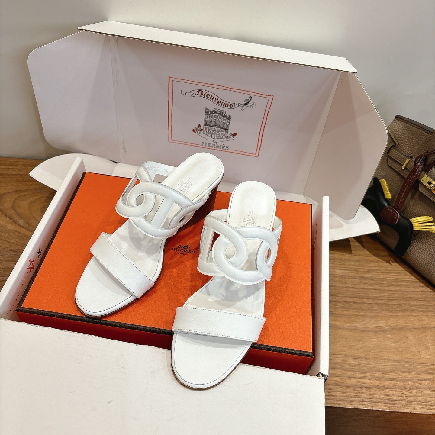 HM  Sandal 60 White in Calfskin 743964