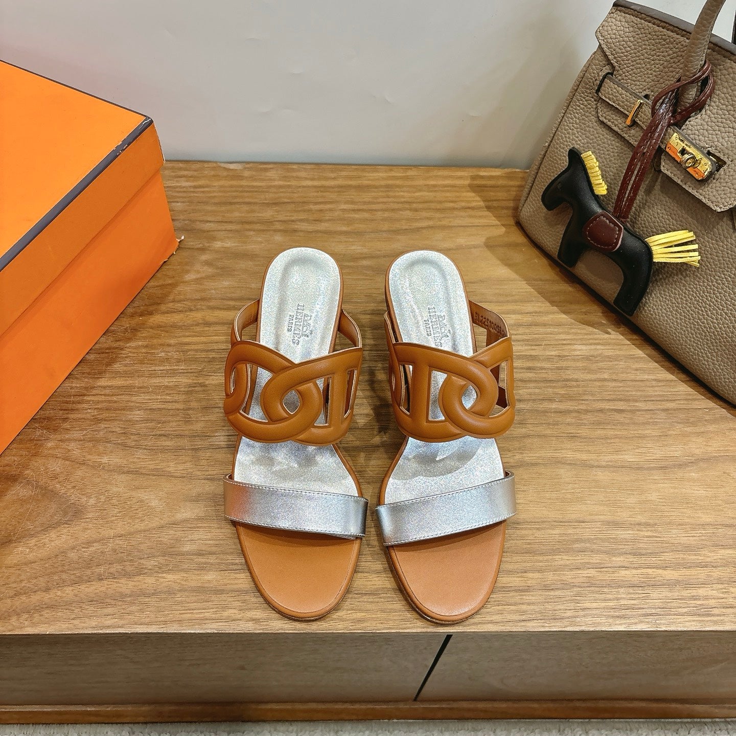 HM  Sandal 60 Light Brown Silver in Calfskin 743967