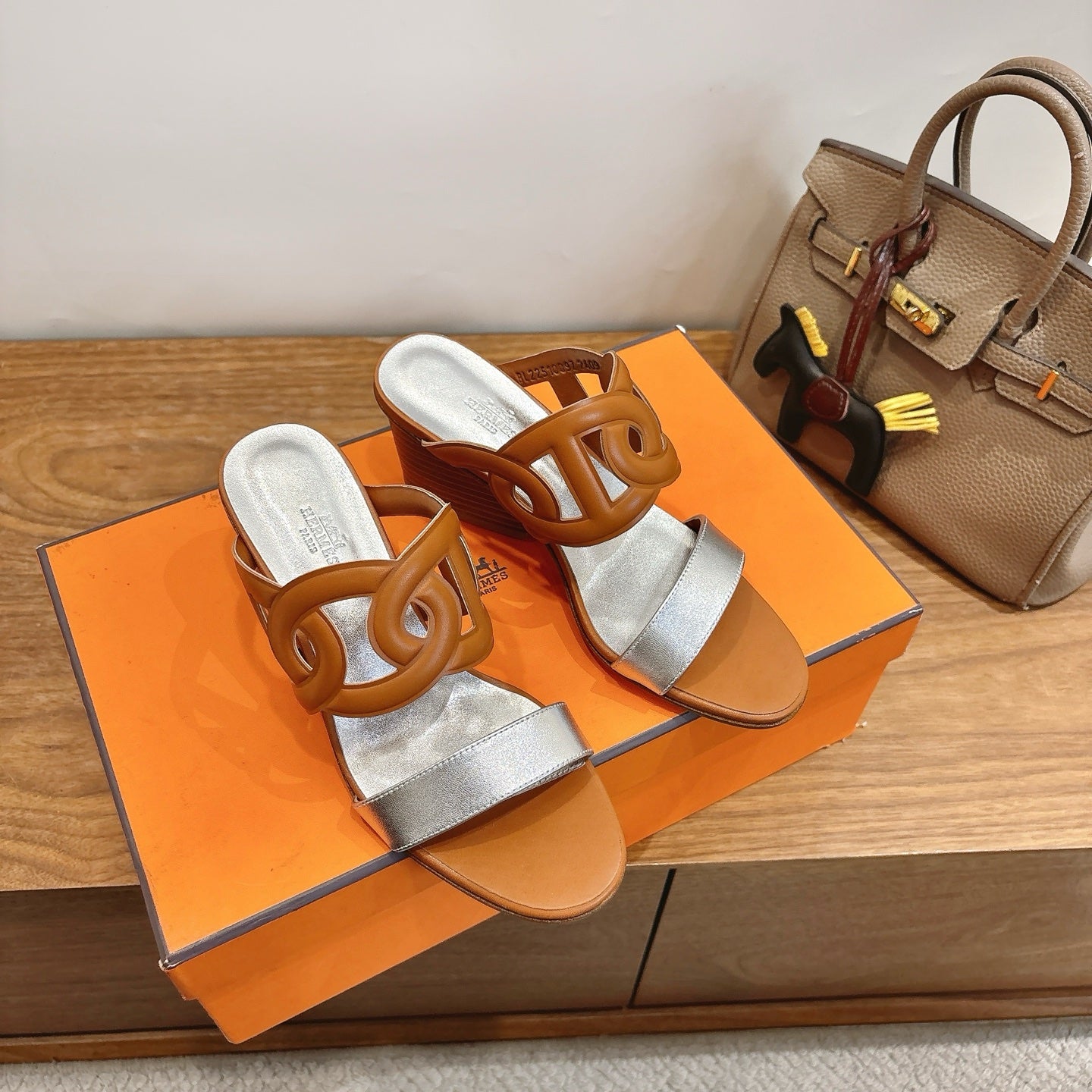 HM  Sandal 60 Light Brown Silver in Calfskin 743967