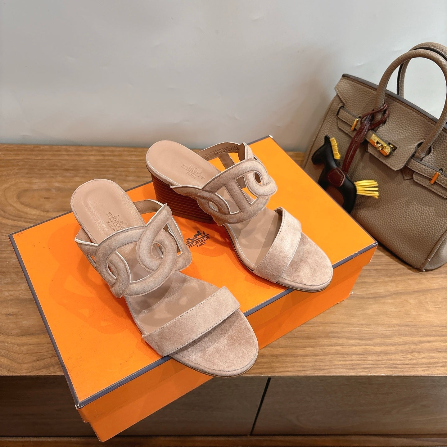 HM  Sandal 60 Beige in Suede 743970