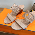 HM  Sandal 60 Beige in Suede 743970