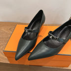 HM 26 Majeste 45 Pump Dark Olive Green in Cowhide 744120