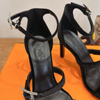 HM Liv Sandal 10.5 Black in Velvet 744072