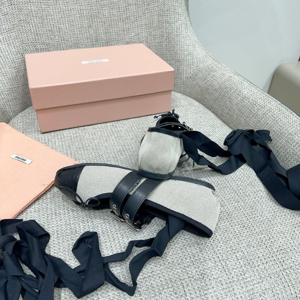 Miu 26 Ballet Flat Black in Brushed Fabric 747429