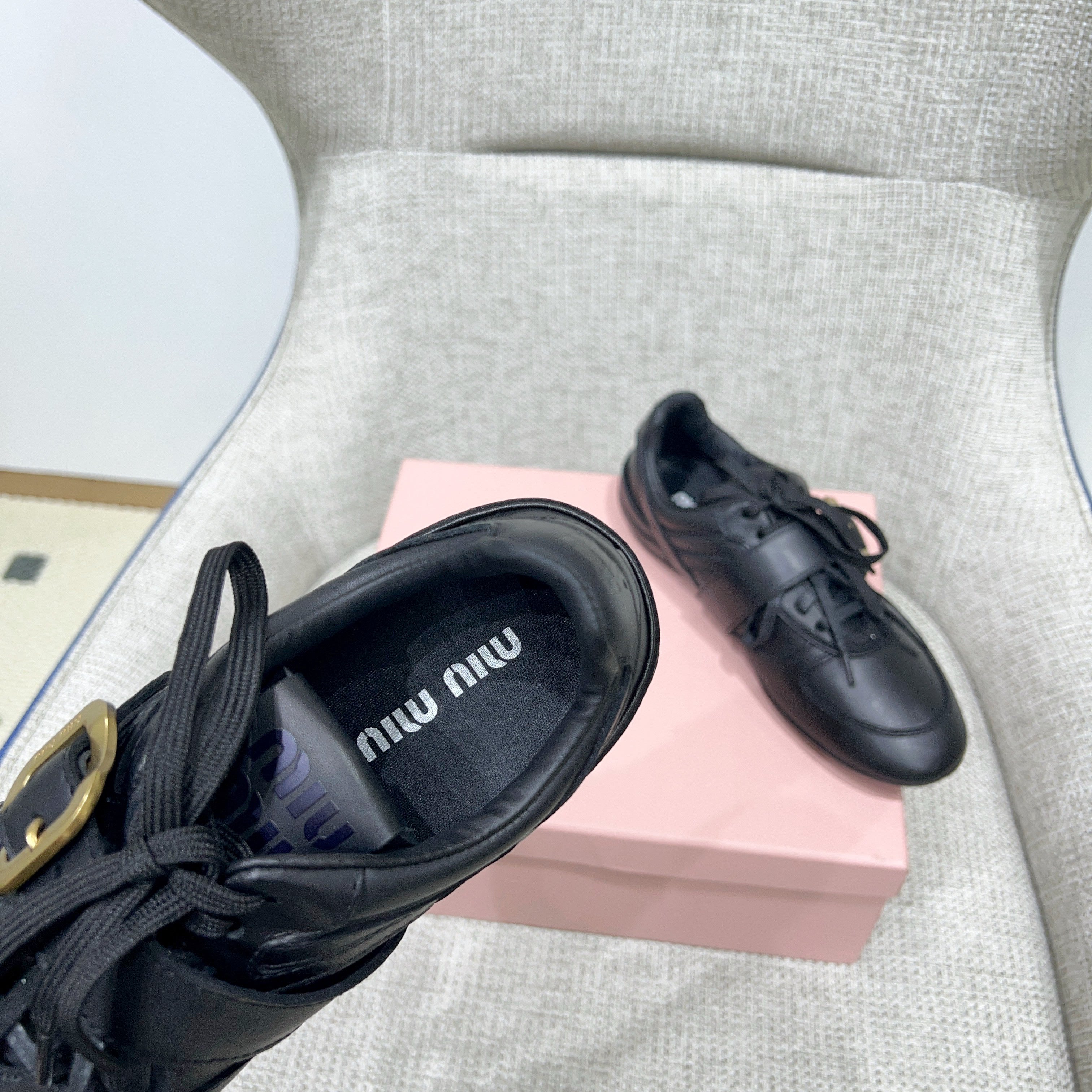 Miu 26 Sneaker Black in Sheepskin 747379