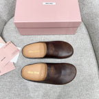 Miu 26 Mules Dark Brown in Cowhide 747402